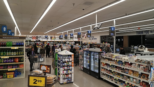 Grocery Store «Food Lion», reviews and photos, 5209 Plaza Dr, Hopewell, VA 23860, USA