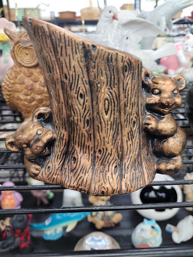 Thrift Store «Goodwill», reviews and photos