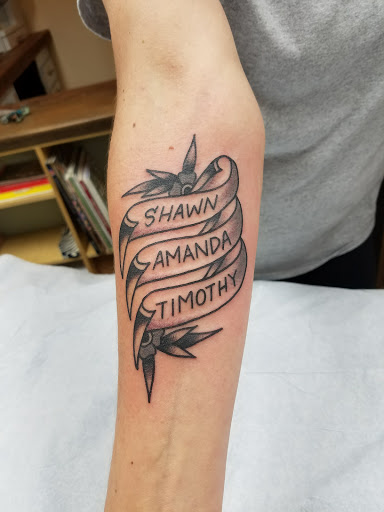 Tattoo Shop «Lombard Street Tattoo», reviews and photos, 8937 N Lombard St, Portland, OR 97203, USA