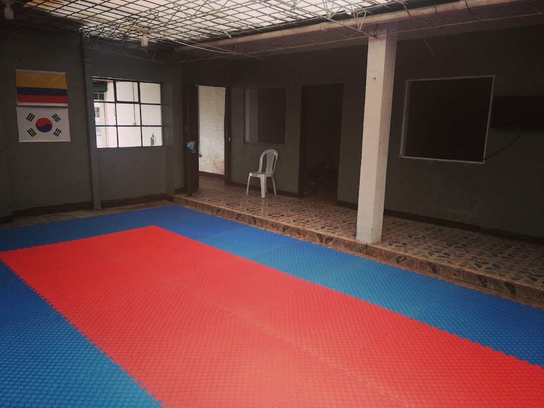 Escuela de Taekwondo KEON JIN