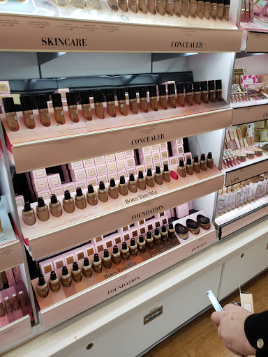 Hair Salon «Ulta Beauty», reviews and photos, 103 N Cattlemen Rd, Sarasota, FL 34232, USA