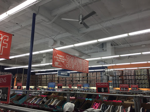 Shoe Store «SKECHERS Factory Outlet», reviews and photos, 15251 Beach Blvd, Westminster, CA 92683, USA