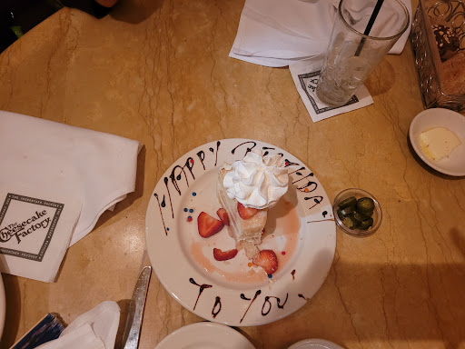 Restaurant «The Cheesecake Factory», reviews and photos, 2601 Preston Rd, Frisco, TX 75034, USA