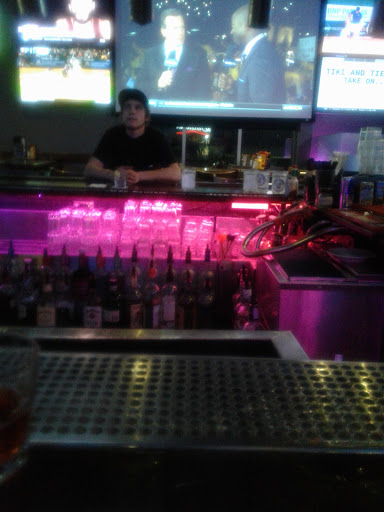 Sports Bar «Chasers Sports Bar & Grill - Pizza - Catering - Delivery - Slots», reviews and photos, 830 S Rand Rd, Lake Zurich, IL 60047, USA