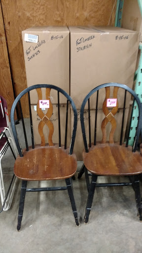 Army & Navy Surplus Shop «Hull Street Outlet Inc», reviews and photos, 3820 Jefferson Davis Hwy, Richmond, VA 23234, USA