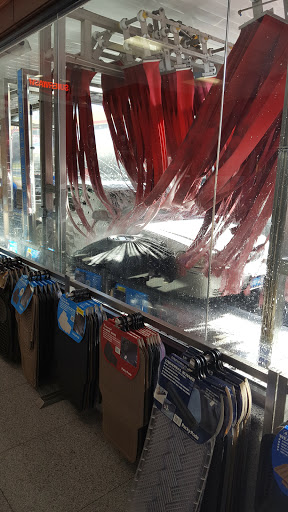 Car Wash «Pelham Manor Car Wash & Lube», reviews and photos, 4391 Boston Post Rd, Pelham, NY 10803, USA