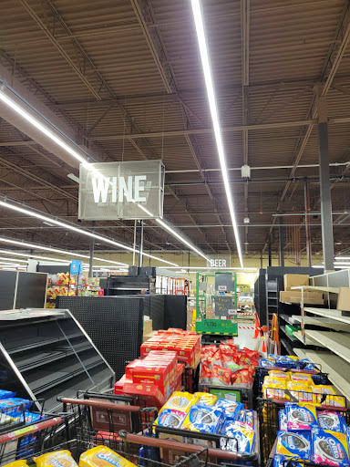 Supermarket «Giant Eagle Supermarket», reviews and photos, 9901 Mountain View Dr, West Mifflin, PA 15122, USA