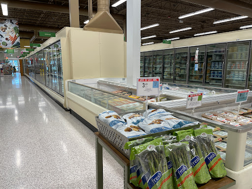 Supermarket «Publix Super Market at Williamsburg Town Center», reviews and photos, 5350 Central Florida Pkwy, Orlando, FL 32821, USA