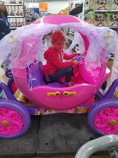 Department Store «Walmart Supercenter», reviews and photos, 9151 Quarry Bend Dr, Sandy, UT 84094, USA