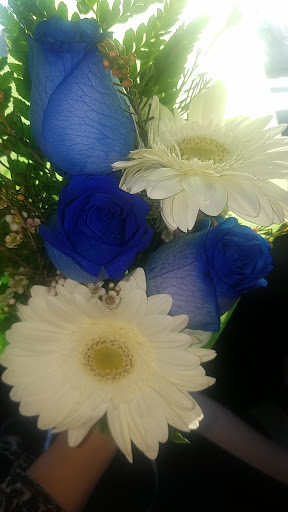 Florist «Mullens Flowers», reviews and photos, 17015 E Foothill Blvd, Fontana, CA 92335, USA