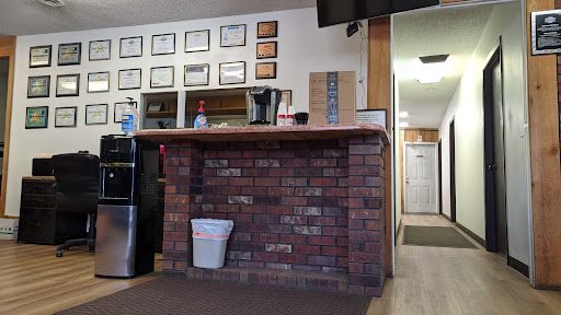 Auto Repair Shop «Fairway Auto Service», reviews and photos, 8550 S Valley Hwy, Englewood, CO 80112, USA