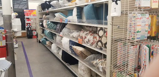  «Big Lots», reviews and photos, 1733 Pearl Rd #125, Brunswick, OH 44212, USA