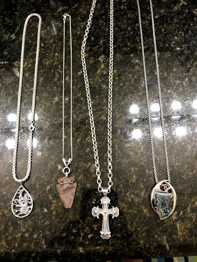 Jewelry Designer «Underhill Jewelers», reviews and photos, 1636 SW Dash Point Rd, Federal Way, WA 98023, USA