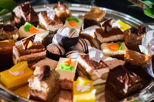 Caterer «Amazing Edibles Catering», reviews and photos, 2419 W 14th St c, Chicago, IL 60608, USA