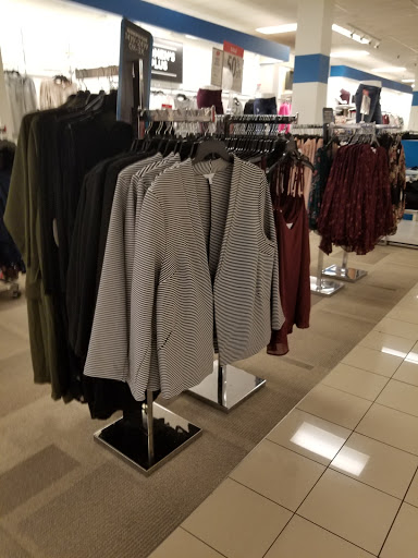 Department Store «JCPenney», reviews and photos, 3225 28th St SE, Grand Rapids, MI 49512, USA