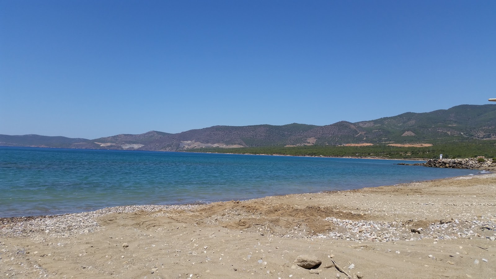Photo de Ovacik beach avec plage spacieuse