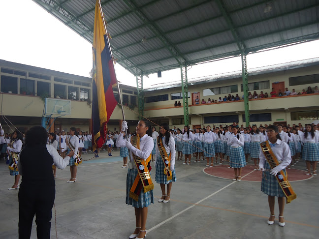 Opiniones de Unidad Educativo Fiscomisional "María Inmaculada" en Archidona - Escuela