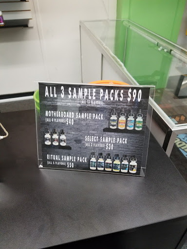 Vaporizer Store «Green Forest Vapor Shop Electronic Cigarettes», reviews and photos, 106 E Main St, Belleville, IL 62220, USA