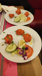 Photo n°39 de Taj Mahal à Paris ()