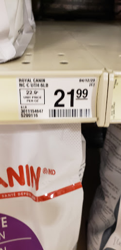 Pet Supply Store «PetSmart», reviews and photos, 1705 N Bechtle Ave, Springfield, OH 45504, USA