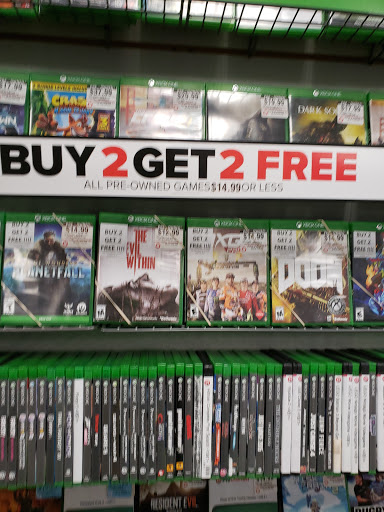 Video Game Store «GameStop», reviews and photos, 8767 Ridgeland Ave, Oak Lawn, IL 60453, USA