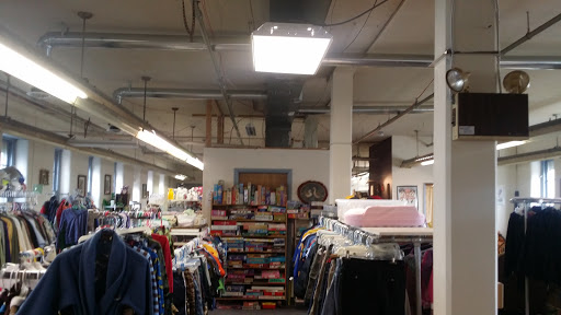 Thrift Store «Community Thrift Shop», reviews and photos, 301 4th St, Pennsburg, PA 18073, USA