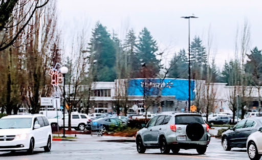 Shopping Mall «Eastport Plaza Shopping Center», reviews and photos, 4000 SE 82nd Ave, Portland, OR 97266, USA