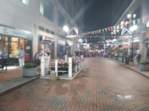 Tobacco Shop «Tobacco Shop LLC», reviews and photos, 89 Pratt St, Hartford, CT 06103, USA