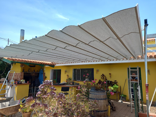 Upholstery and awnings TEGUESTE – (San Cristóbal de La Laguna)