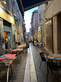 Atmosphère du Restaurant de fruits de mer Entre Terre & Mer à Marseille - n°14
