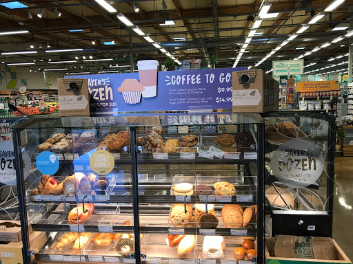 Shopping Mall «Plaza El Segundo», reviews and photos, 760 S Sepulveda Blvd, El Segundo, CA 90245, USA