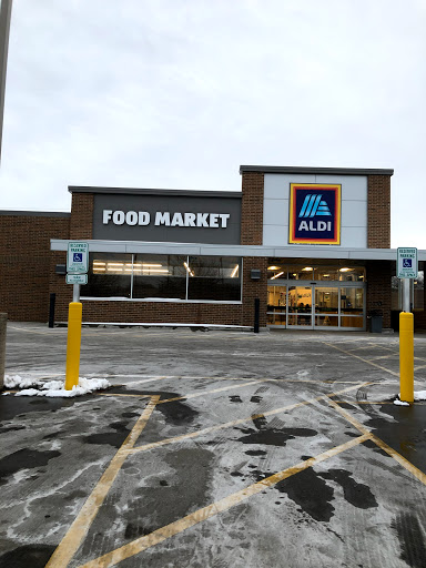 ALDI, 1560 Western Ave, Green Bay, WI 54303, USA, 