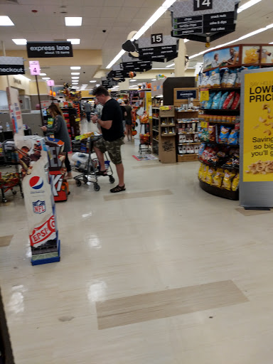 Grocery Store «Kroger», reviews and photos, 23191 Marter Rd, St Clair Shores, MI 48080, USA