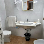 Photo n°3 de l'avis de Mirtha.. fait le 23/09/2023 à 21:05 sur le  Hotel Mediterraneo à Palermo