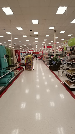 Department Store «Target», reviews and photos, 91 Taunton St, Plainville, MA 02762, USA
