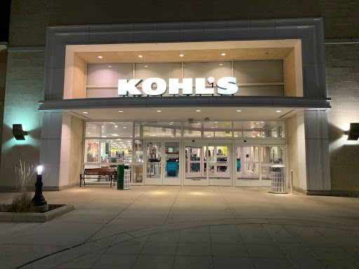 Shopping Mall «Bayshore Town Center», reviews and photos, 5800 N Bayshore Dr, Glendale, WI 53217, USA