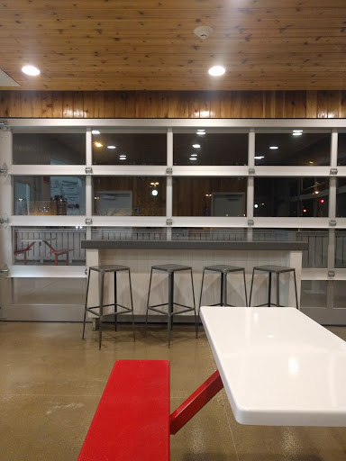 Dessert Shop «Comet Frozen Custard & Coffee», reviews and photos, 3001 Kirchoff Rd, Rolling Meadows, IL 60008, USA