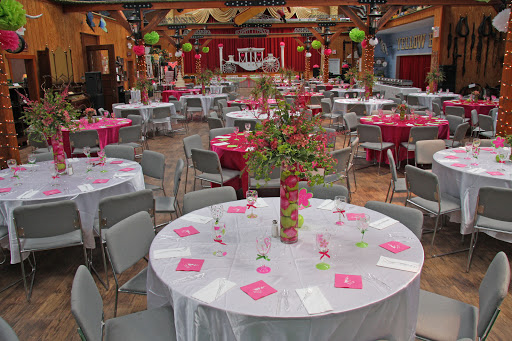 Wedding Venue The Yellow Barn Reviews And Photos 470 Caverns