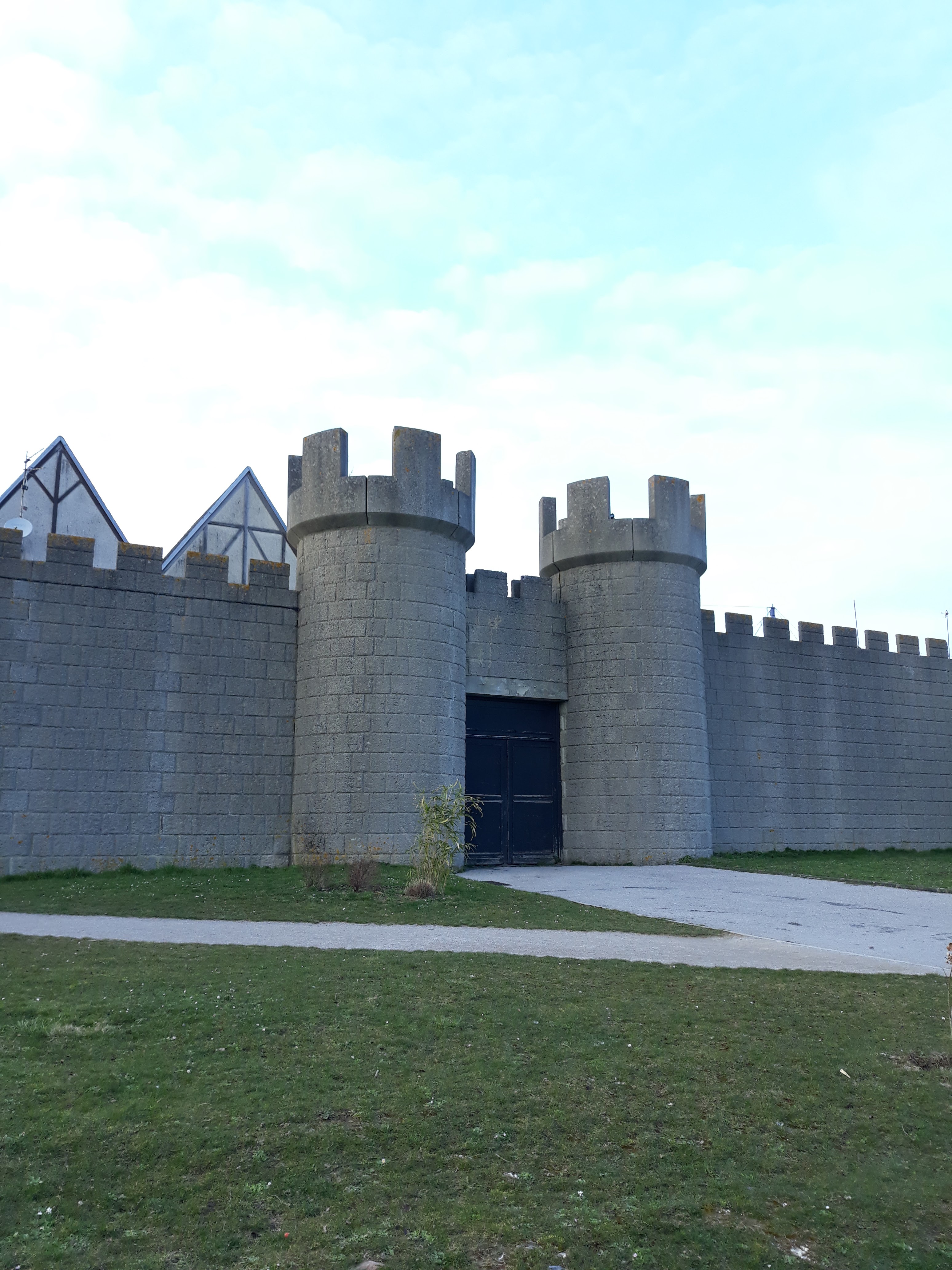 Photo n° 3 de l'avis de Trabelsi.a fait le 24/03/2018 à 23:08