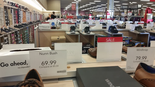 Department Store «Stein Mart», reviews and photos, 7506 Dr Phillips Blvd, Orlando, FL 32819, USA