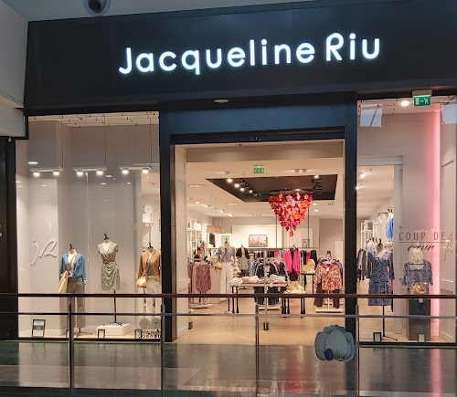 Magasin de vêtements pour femmes RIU Paris -Jacqueline RIU - CC Velizy II Vélizy-Villacoublay