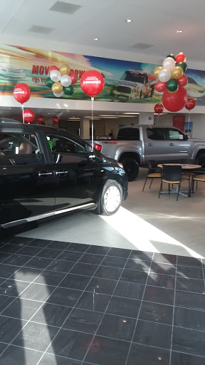 Toyota Dealer «New Country Toyota of Saratoga Springs», reviews and photos, 3002 NY-50, Saratoga Springs, NY 12866, USA