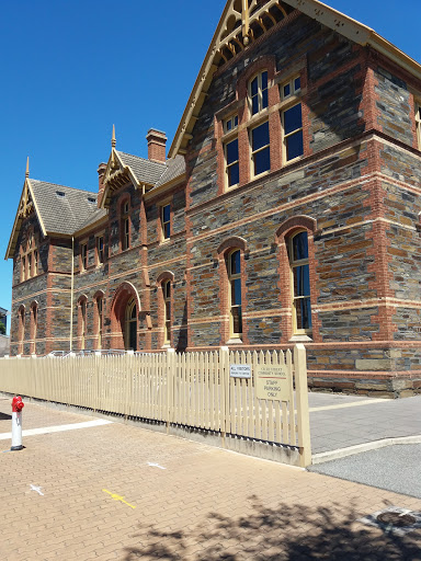 Sturt Street Community School