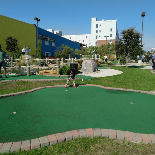 Golf Course «Riverwalk Mini Golf», reviews and photos, 550 Justison St, Wilmington, DE 19801, USA