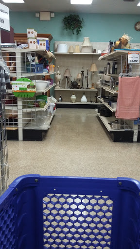 Thrift Store «Goodwill Retail & Donation Center», reviews and photos, 19041 San Carlos Blvd, Fort Myers Beach, FL 33931, USA