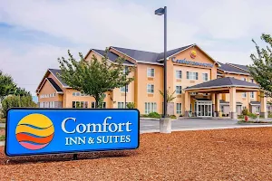 Comfort Inn & Suites Creswell image