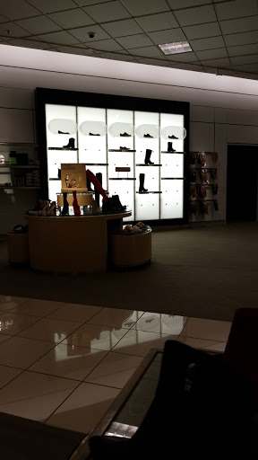 Department Store «Nordstrom Short Pump Town Center», reviews and photos, 11812 W Broad St, Richmond, VA 23233, USA