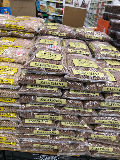 Indian Grocery Store «Patel Brothers», reviews and photos, 8 Old Rd, South Amboy, NJ 08879, USA