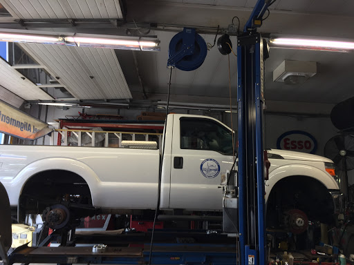Auto Repair Shop «Darien Auto Specialists», reviews and photos, 1044 Post Rd, Darien, CT 06820, USA