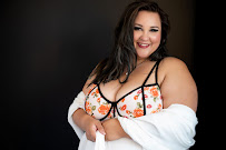 Black Swan Boudoir Photography - Photo 3 - Car repair in Redmond, WA, Bellevue